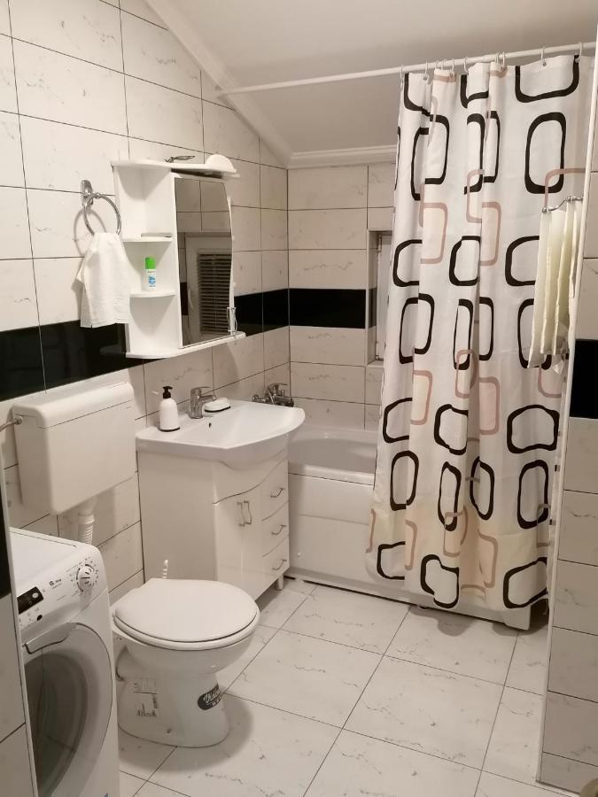 Apartman Dionis Sm سريمسكا ميتروفيكا المظهر الخارجي الصورة